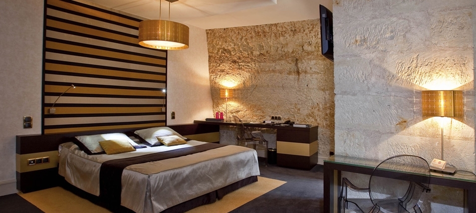  Standard Troglodytic Room